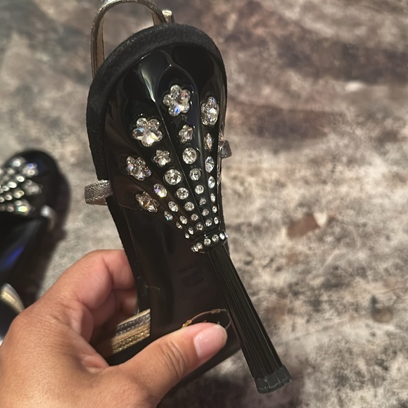 PRADA BLACK SUEDE CRYSTAL
HEEL SANDALS - Picture 10 of 11